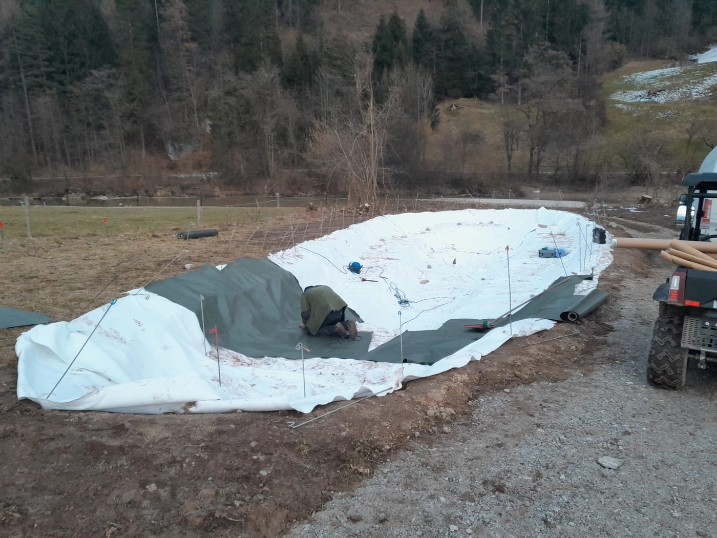 Marcel Ottmar Teichbau - Teichanlagen - Plastik verlegt für Pfund